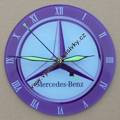 Hodiny Mercedes Benz (2) - Kliknutím na obrázek zavřete